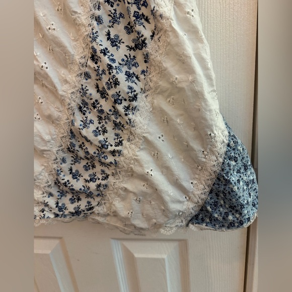 Cotton Eyelet Floral Asymmetrical Stitched Skirt Lace Trim Size Medium - Picture 2 of 6